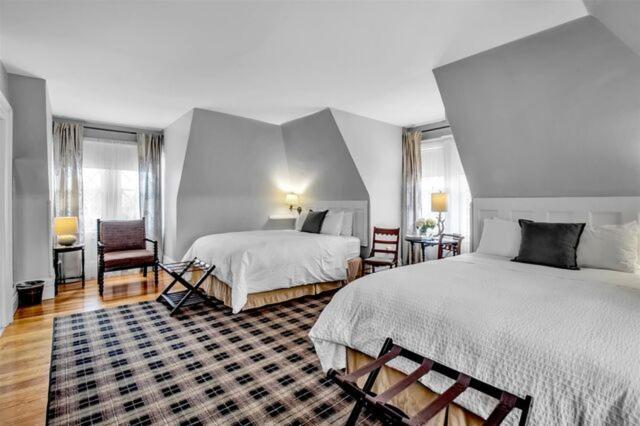 Innbuffalo Off Elmwood Екстер'єр фото